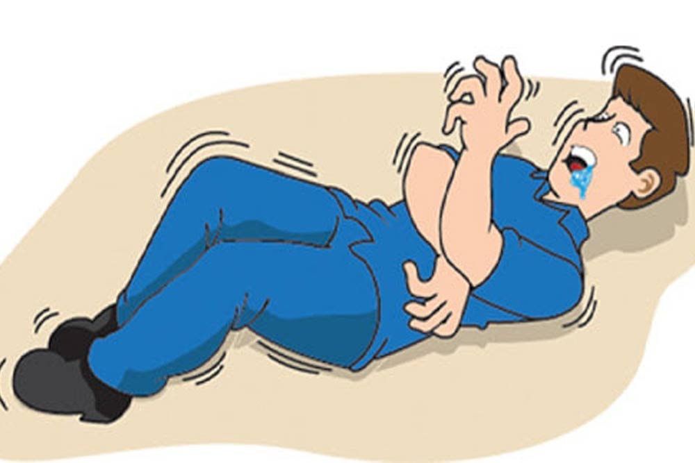 تشخیص سریع انواع و علائم تشنج، عوارض و درمان آن